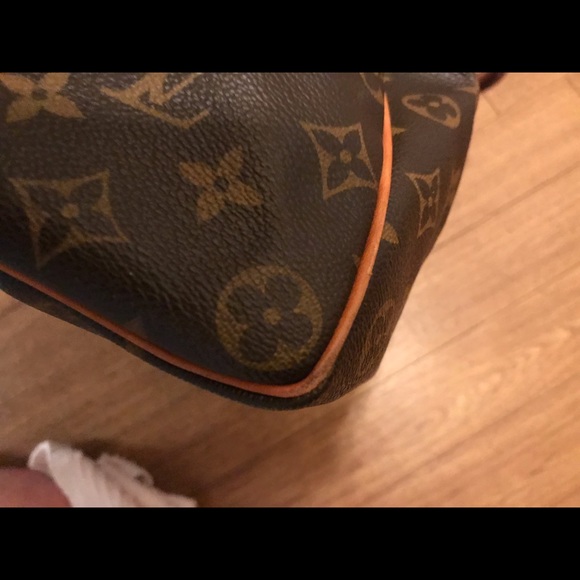 Authentic Louis Vuitton - Picture 8 of 8